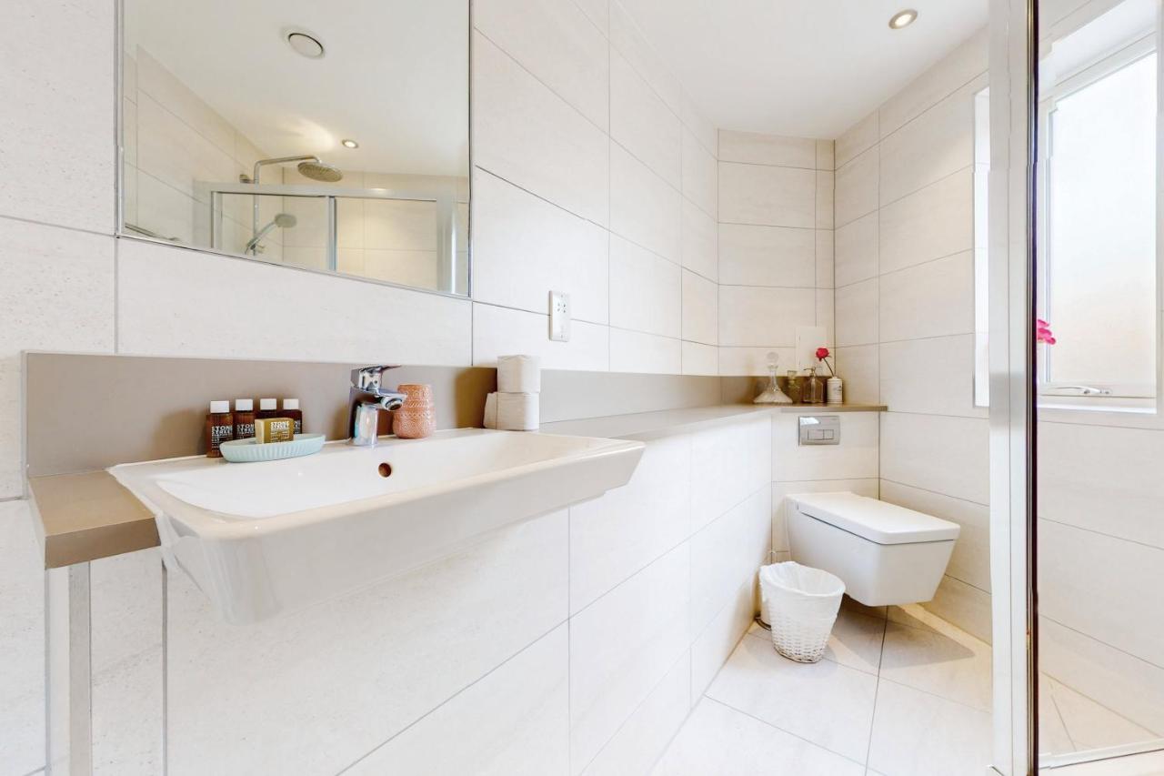 Modern And Spacious 4 Bed House In The City Centre Лондон Экстерьер фото